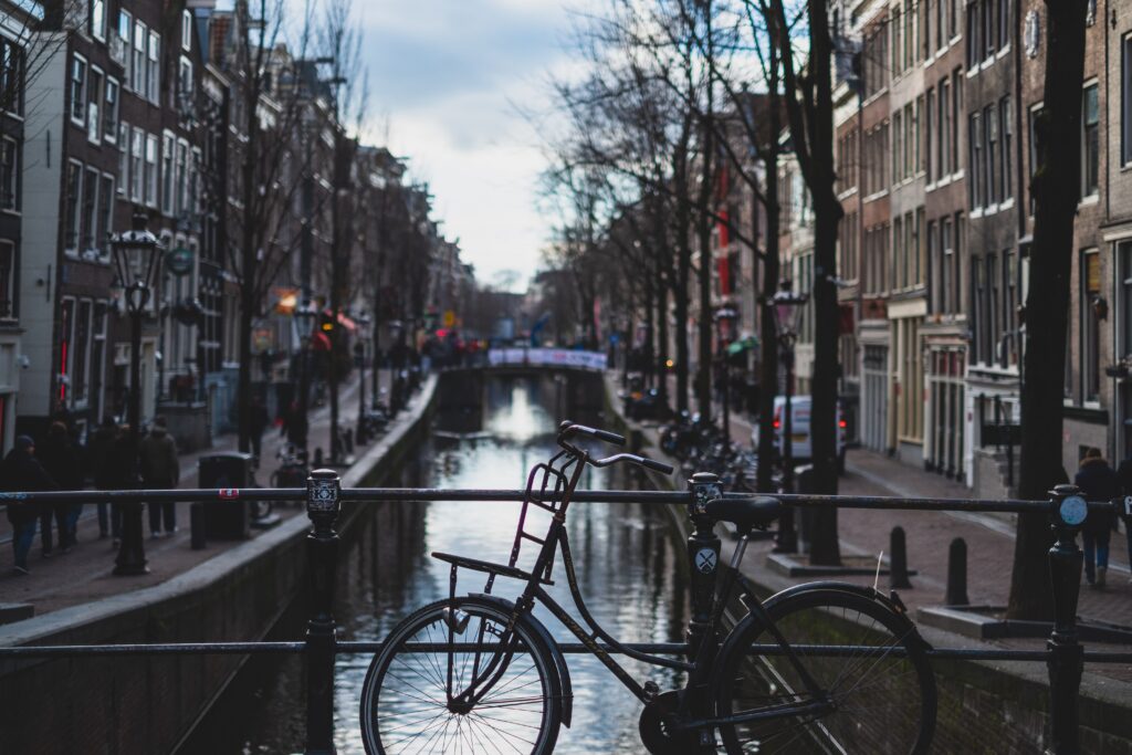 Favourite cities - canals with bike